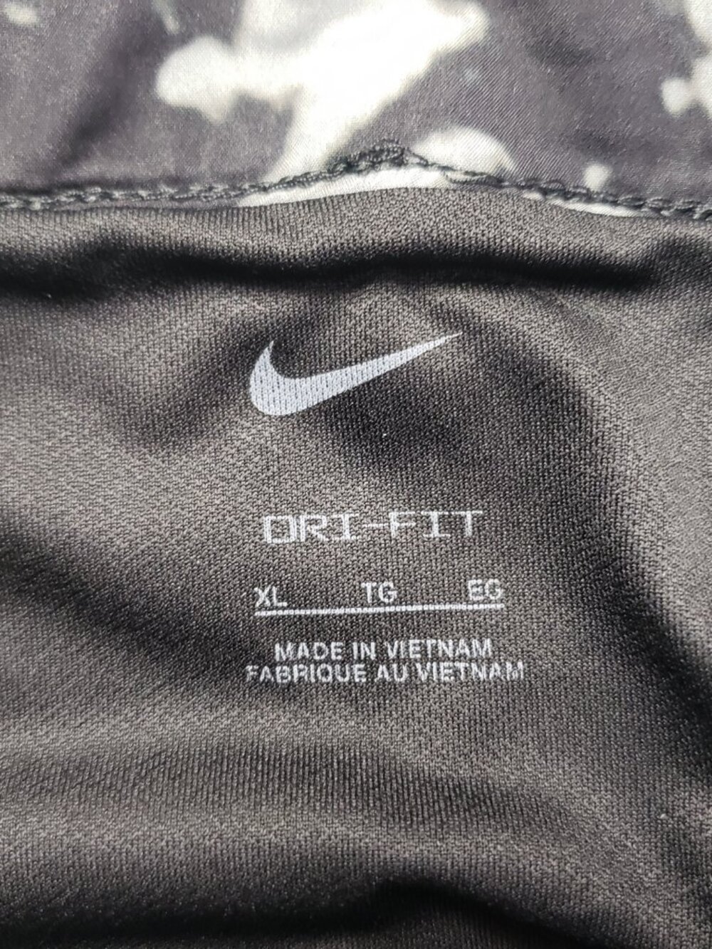 Nike Women's Dri-Fit Mid-Rise 3" Brief-Lined Printed Short in Black size XL NWT - Picture 9 of 12